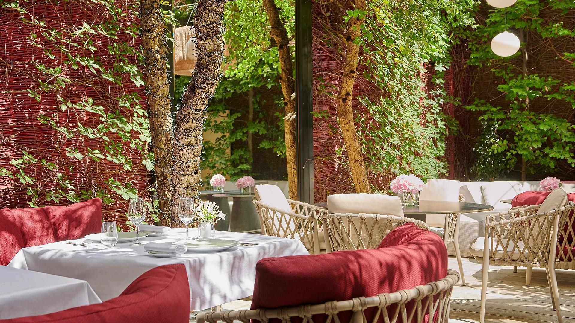 Hotel Lancaster Paris Champs-Elysees