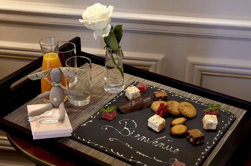 Hotel Lancaster Paris Champs-Elysees